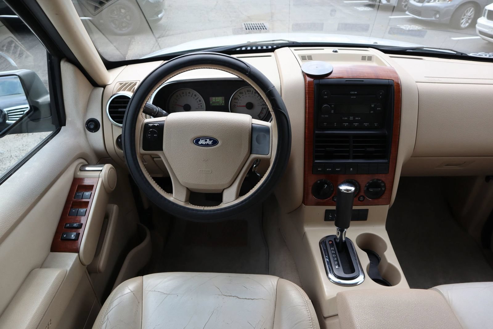 Used 2006 Ford Explorer Eddie Bauer RWD image 22