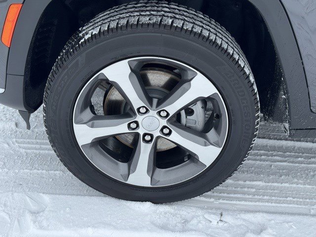 New 2025 Jeep Grand Cherokee L Limited image 38