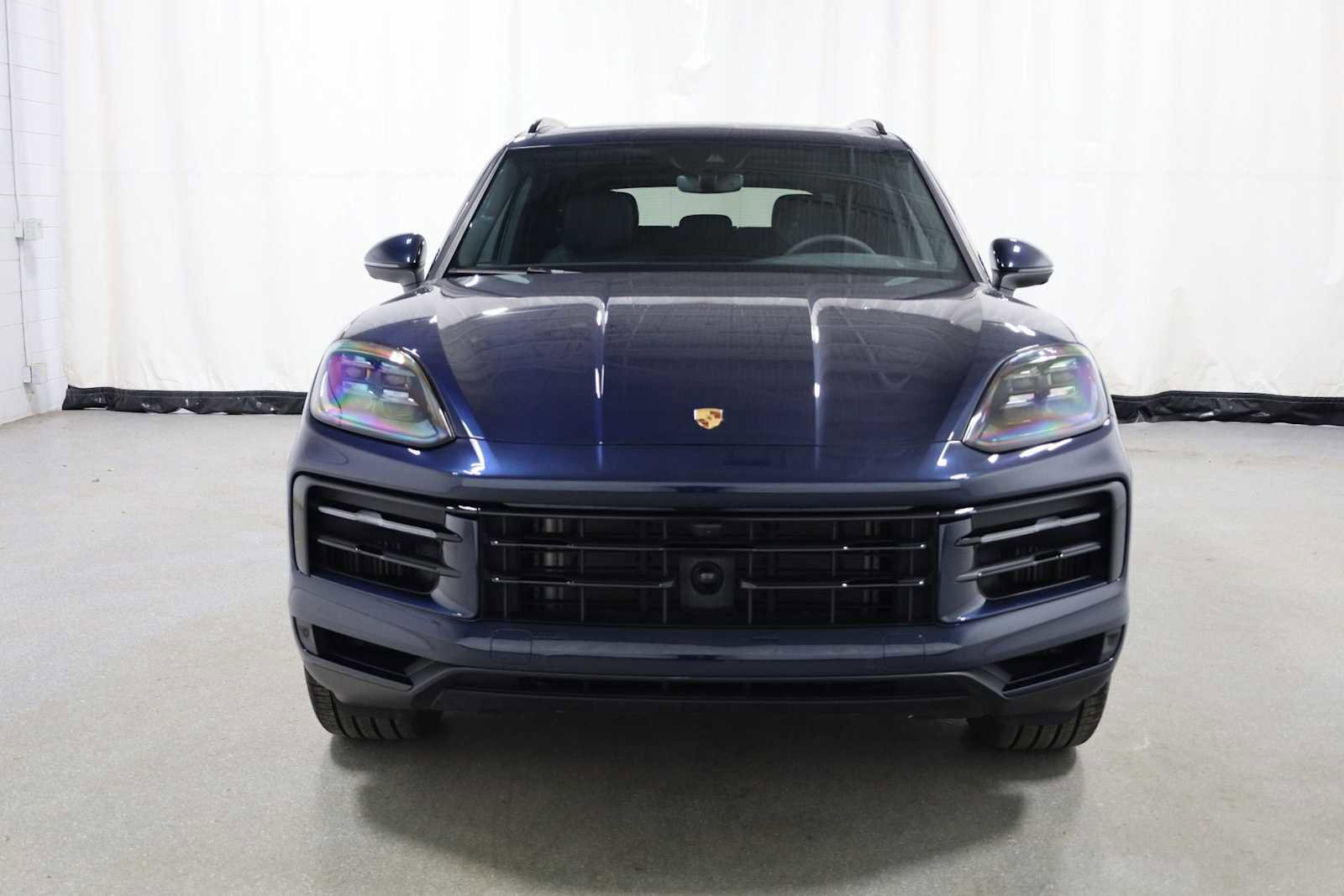 Certified 2025 Porsche Cayenne image 14