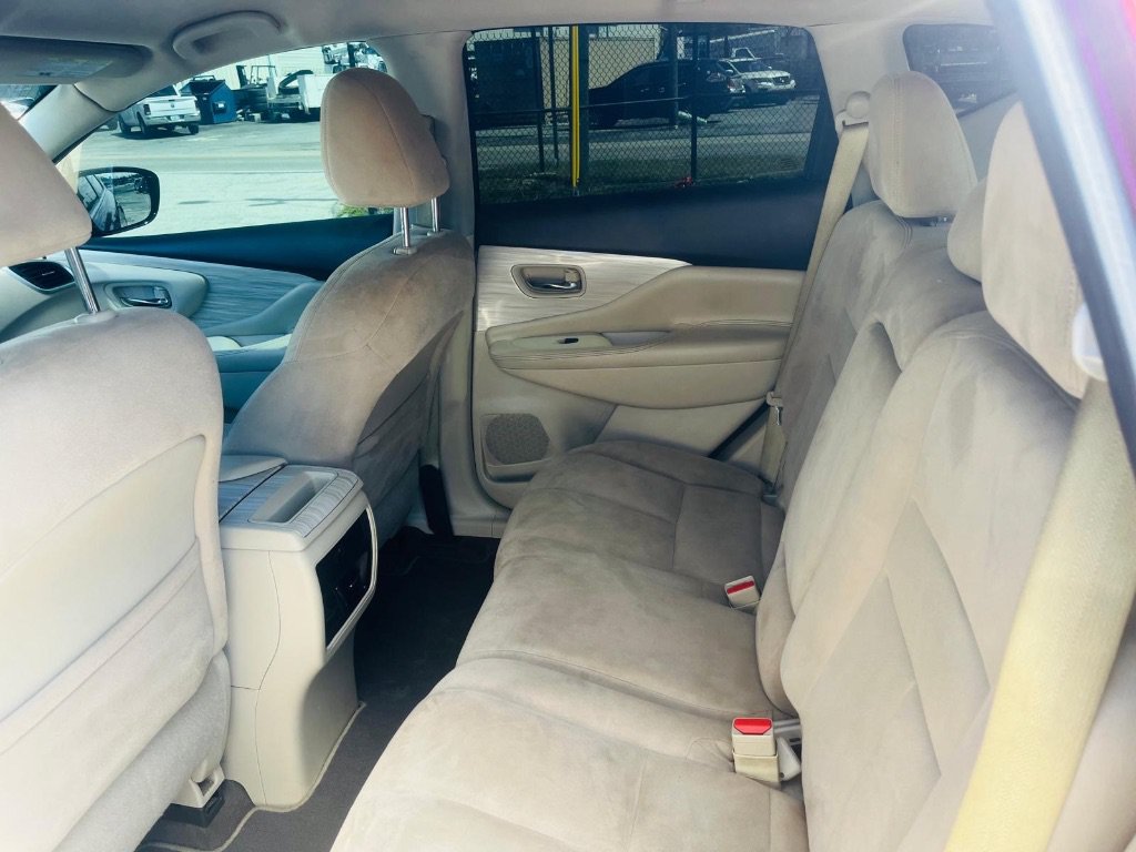 Used 2016 Nissan Murano SV FWD image 8