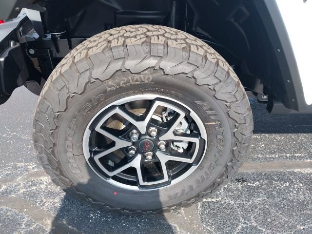 New 2025 Jeep Wrangler Rubicon image 15