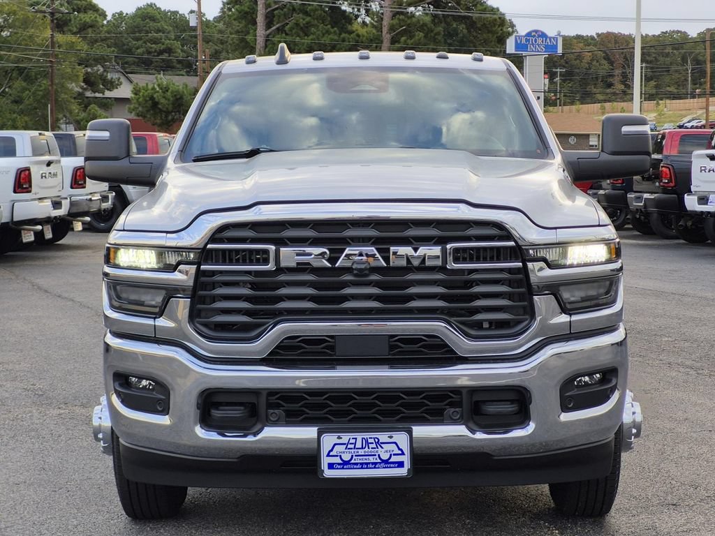 New 2027 RAM 3500 Tradesman AWD/4WD image 2