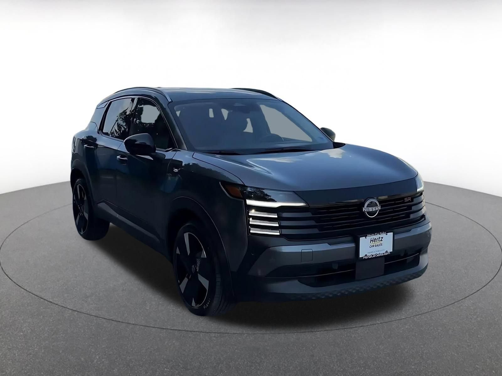 Used 2026 Nissan Kicks SR AWD/4WD image 3