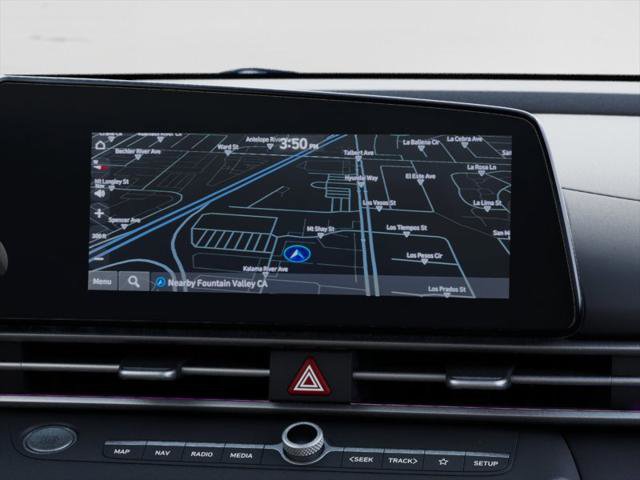 New 2025 Hyundai Elantra SEL image 13