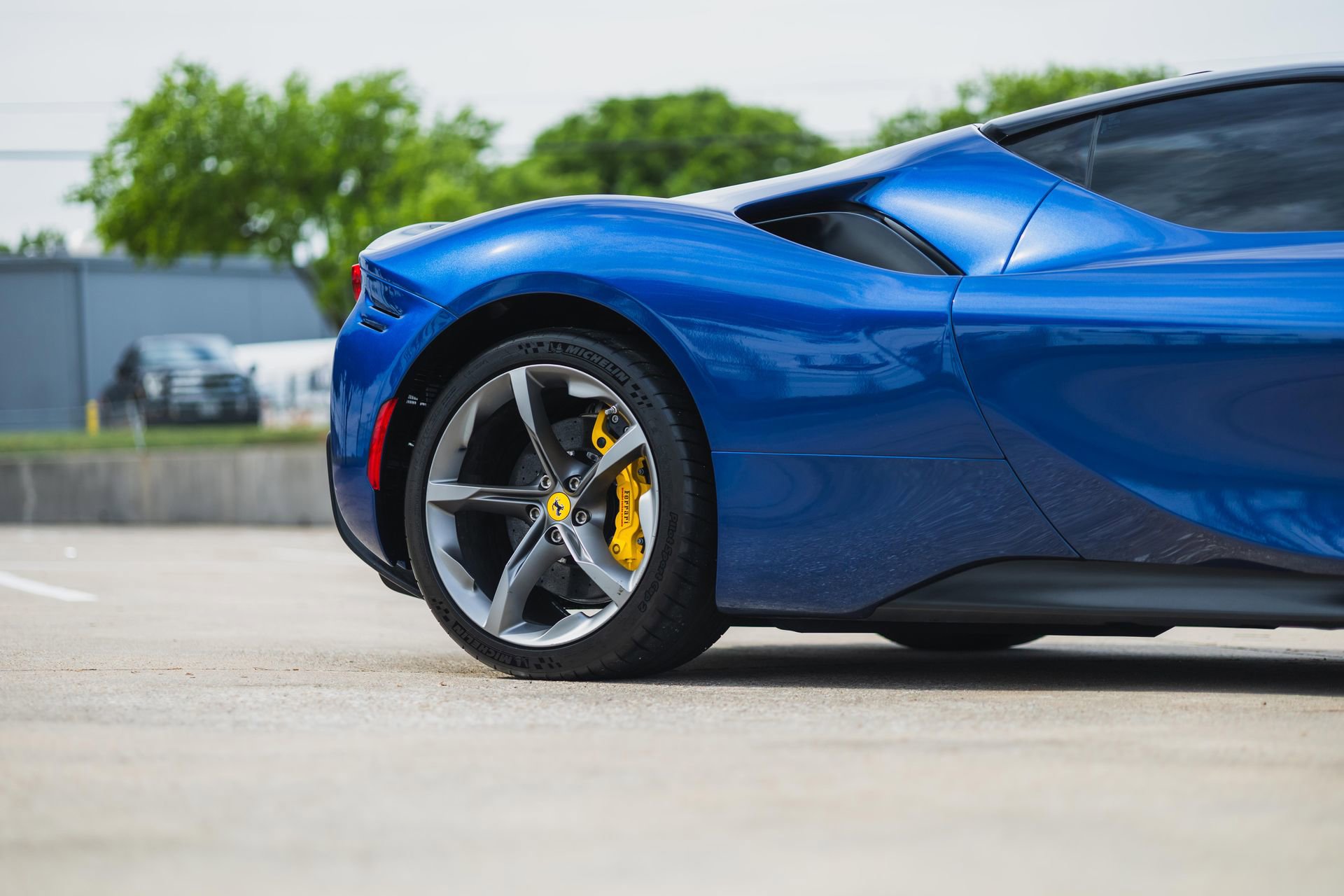Used 2022 Ferrari SF90 Stradale image 8