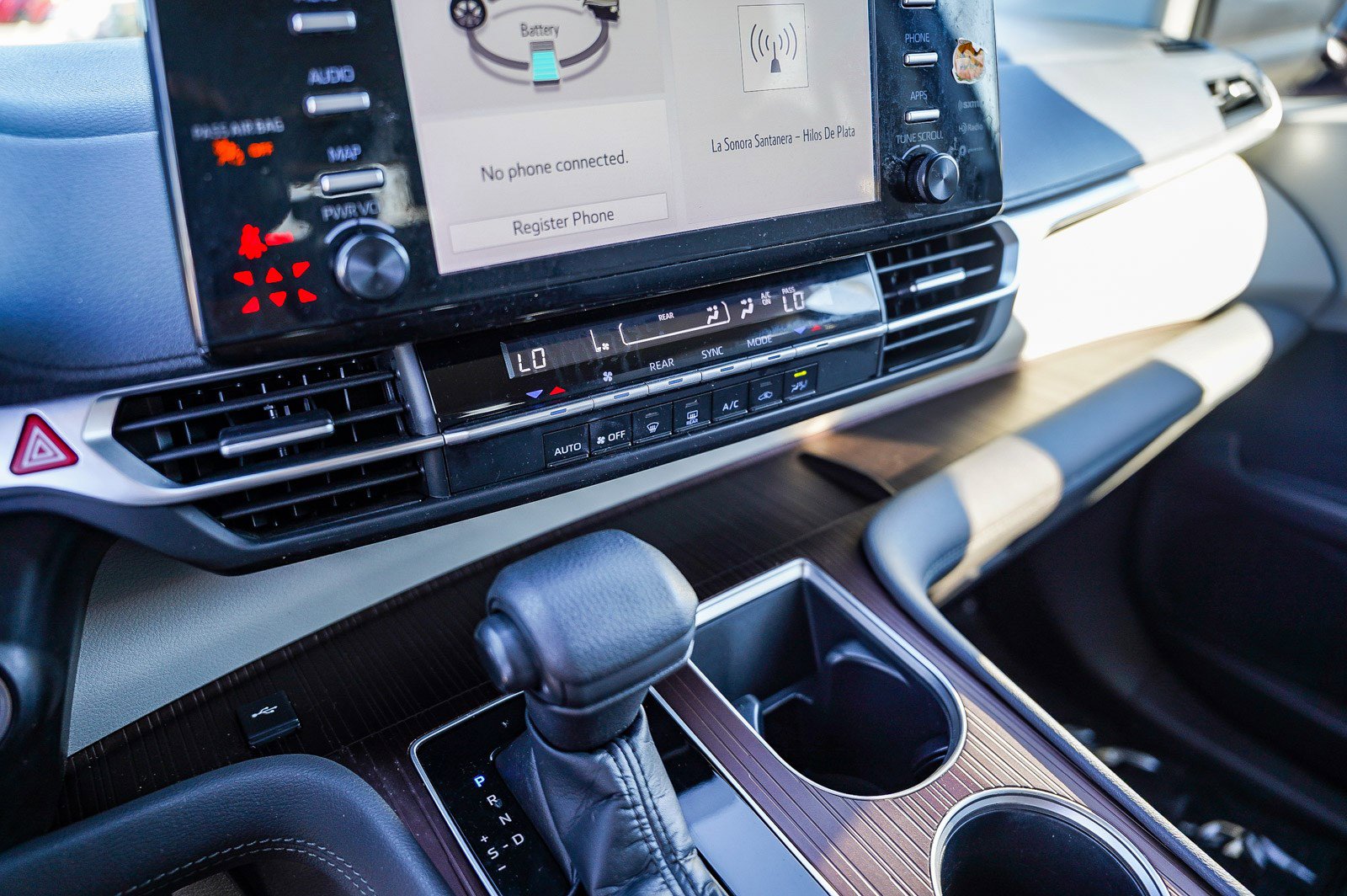 Certified 2021 Toyota Sienna LE image 23