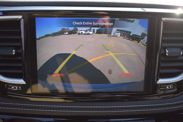 New 2026 Chrysler Pacifica Select image 23