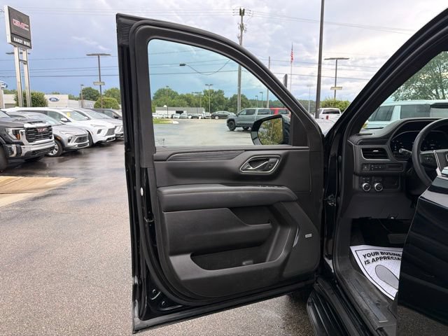 Certified 2023 GMC Yukon XL SLT AWD/4WD image 12
