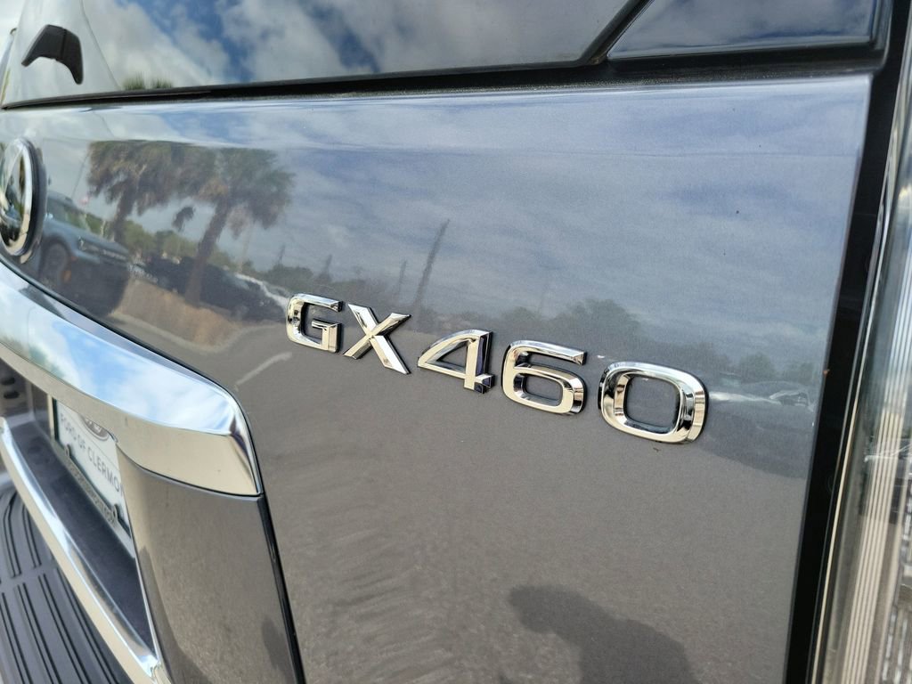 Used 2023 Lexus GX 460 Luxury w/ Accessory Package image 7