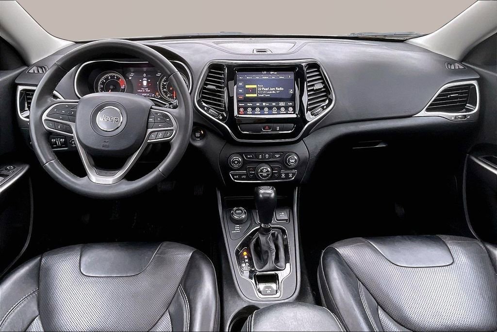 Used 2022 Jeep Cherokee Limited image 8