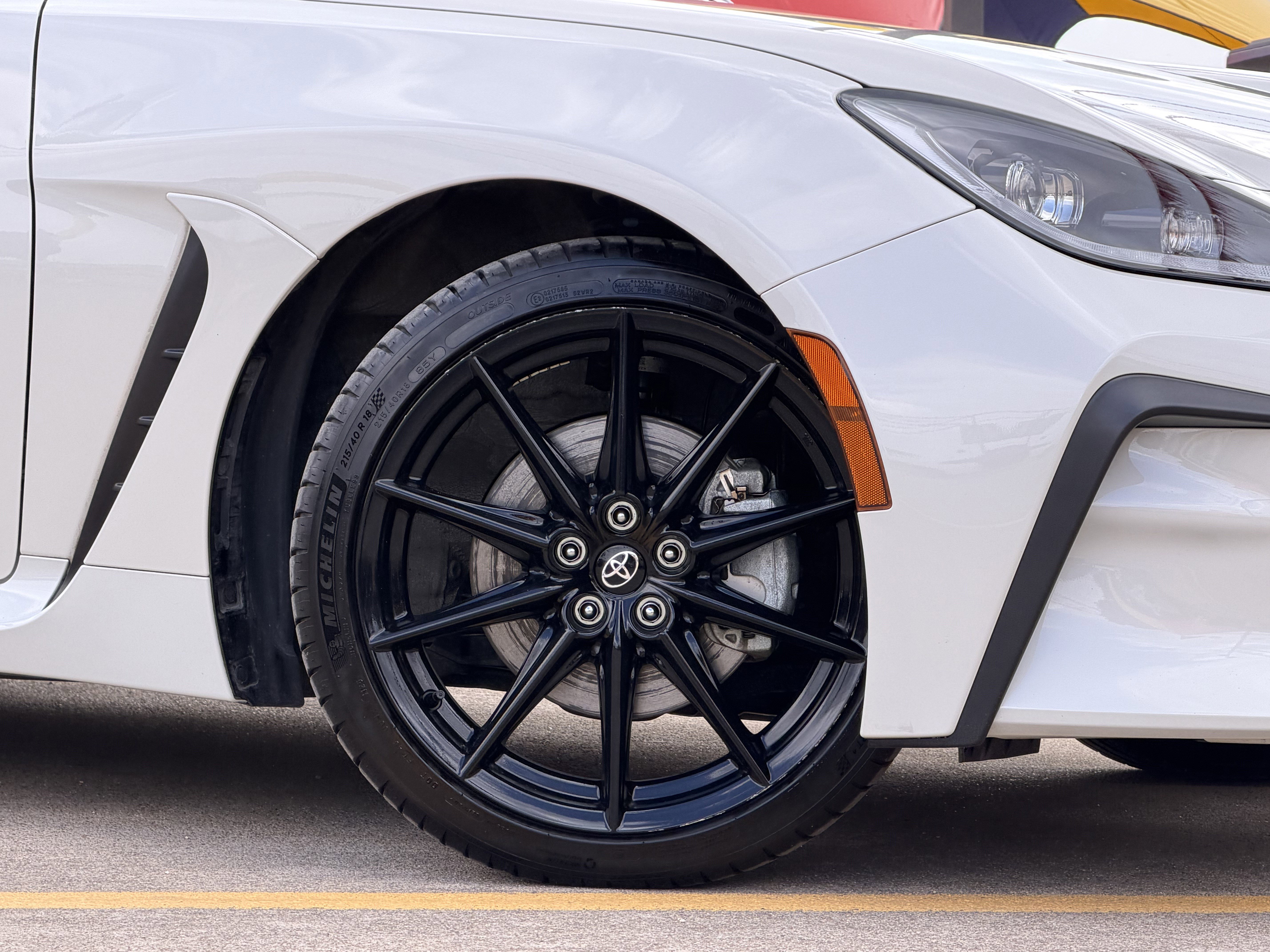 Used 2025 Toyota GR86 Premium w/ ALL Weather Mat Package (TMS) image 3