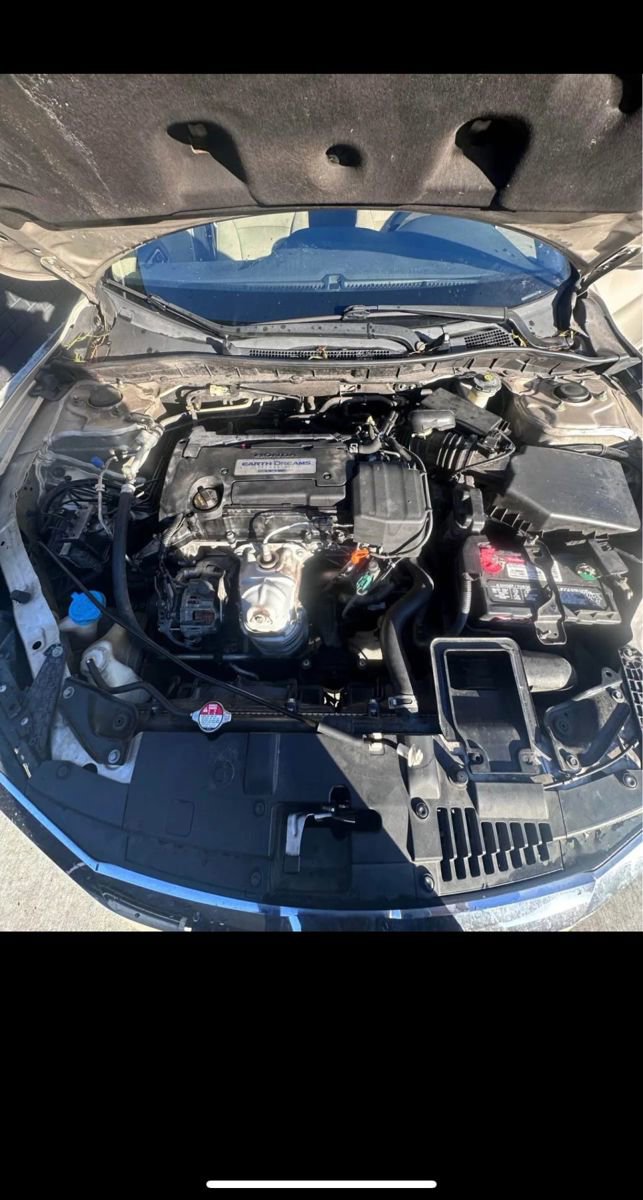 Used 2016 Honda Accord LX image 10