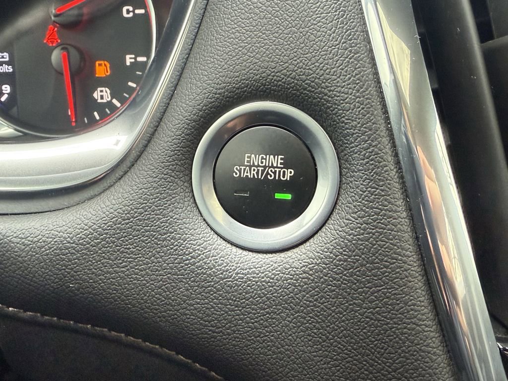 Used 2023 Chevrolet Traverse High Country image 19