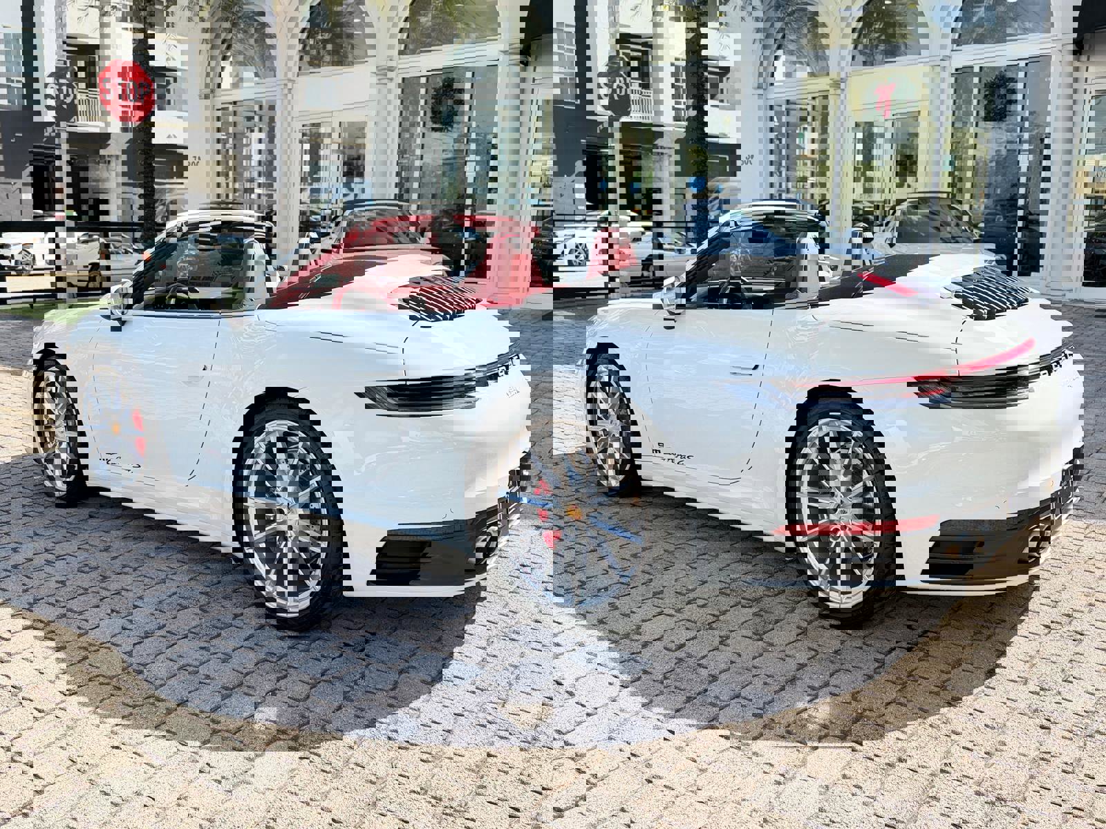 Used 2024 Porsche 911 Carrera 4S image 19