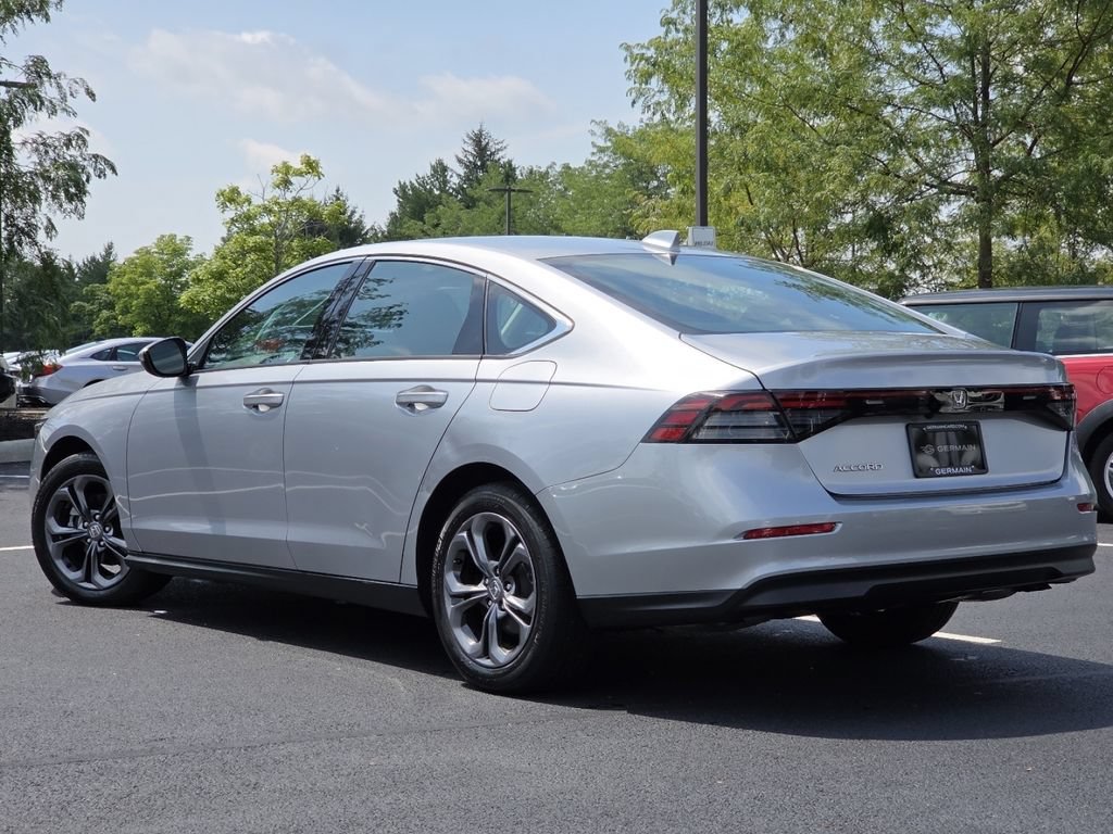 Certified 2023 Honda Accord EX image 18