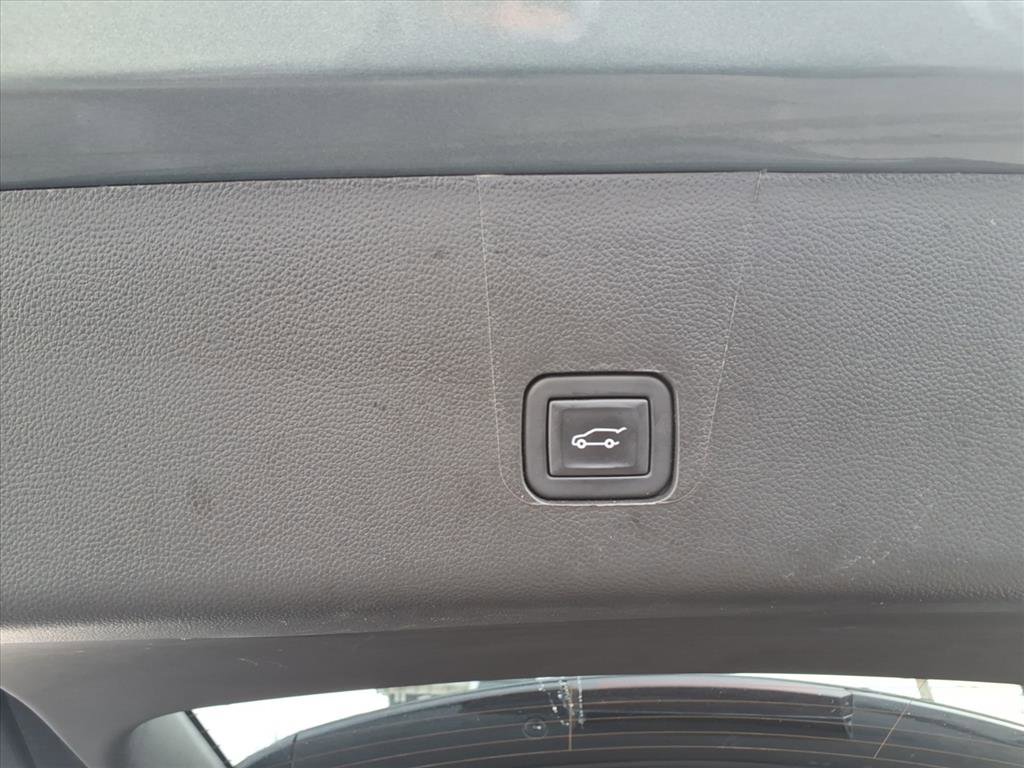 Certified 2023 Chevrolet Traverse LT image 19