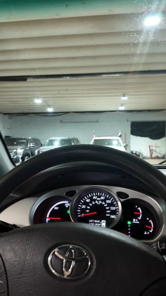 Used 2006 Toyota Highlander 2WD Hybrid image 23