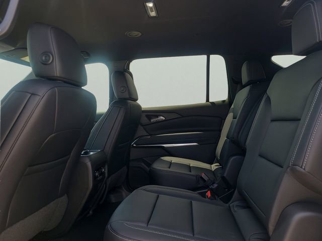 New 2026 Chevrolet Traverse LT image 10