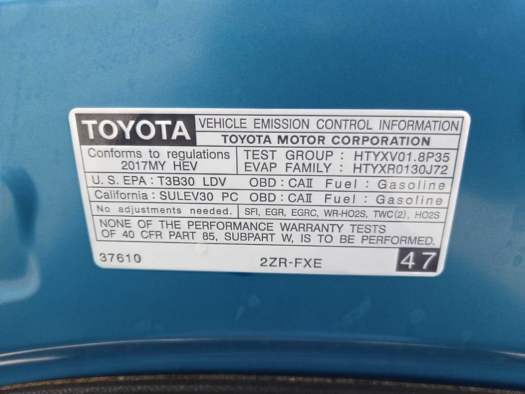 Used 2017 Toyota Prius Prime Advanced w/ Protection Package FWD image 28