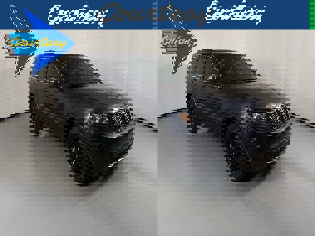 Used 2015 Jeep Grand Cherokee Altitude image 1