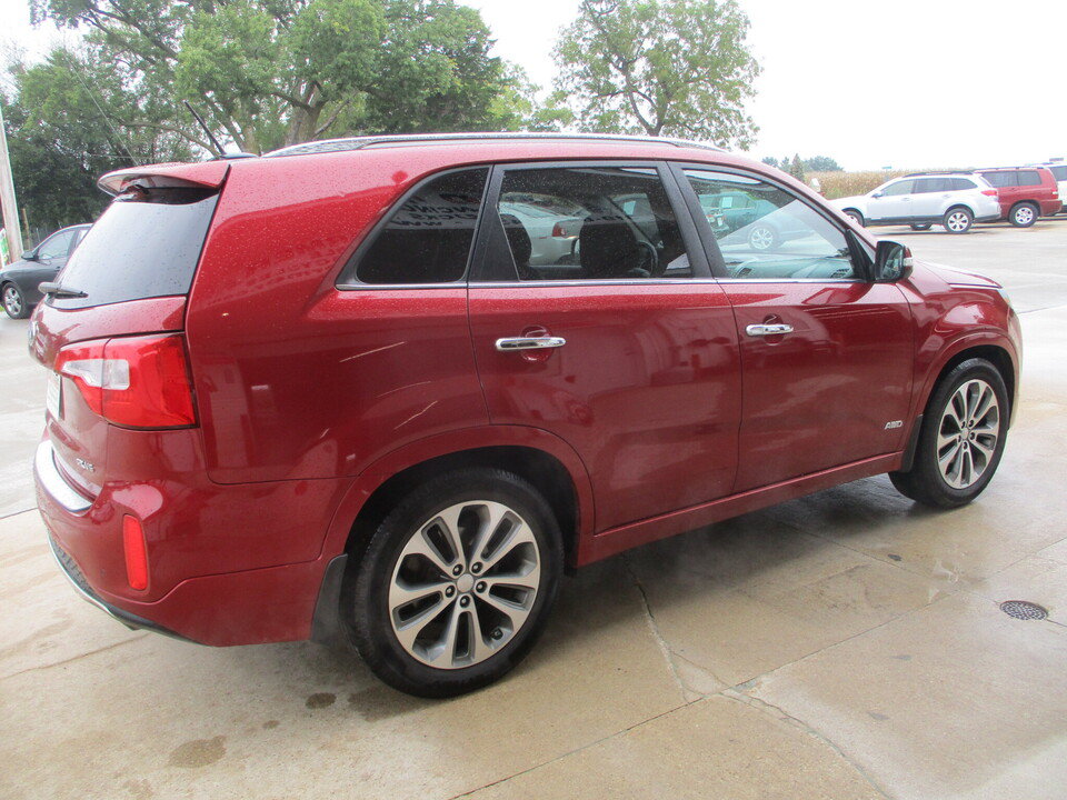 Used 2014 Kia Sorento SX w/ 3rd Row Package AWD/4WD image 16