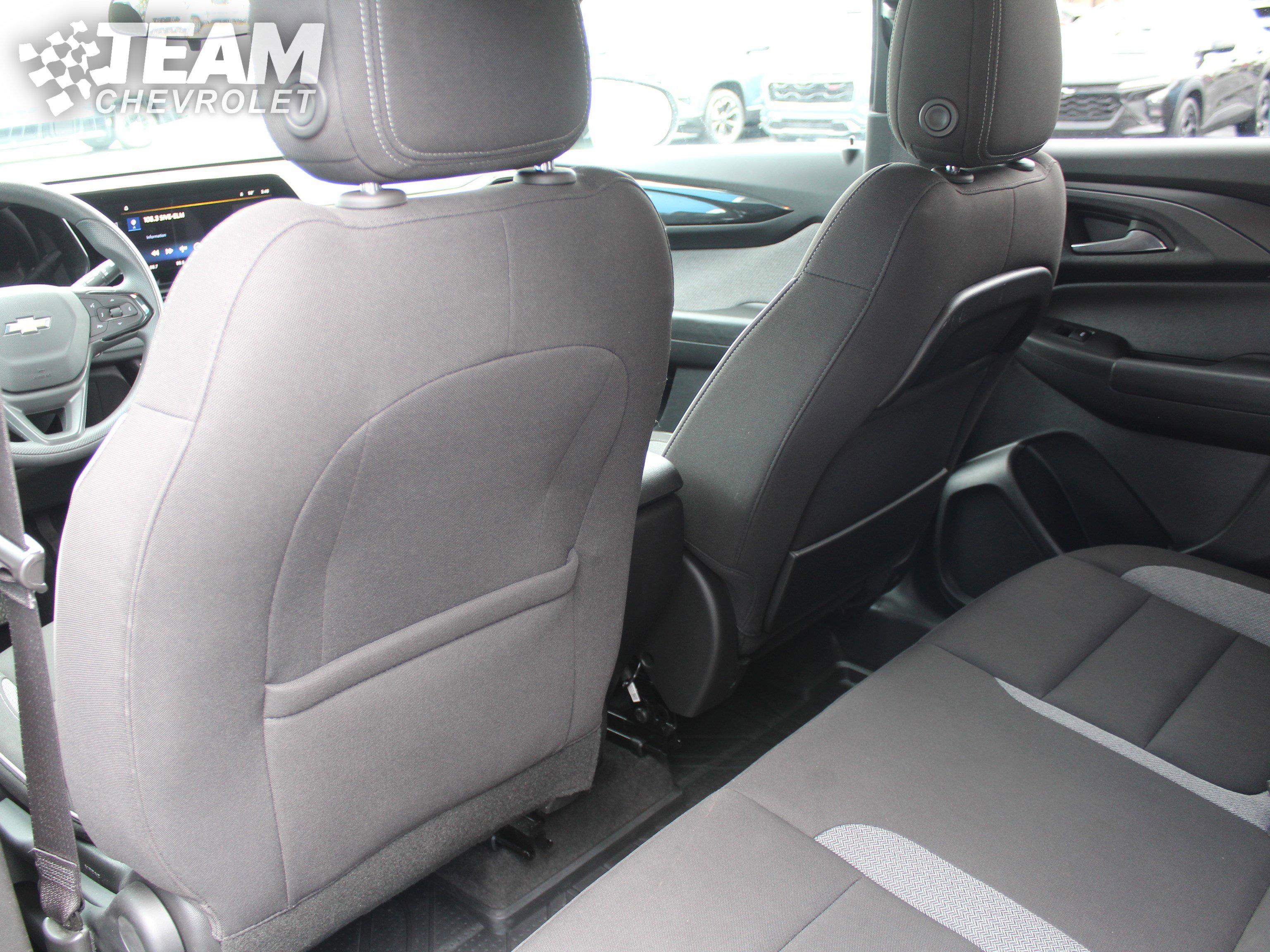 Used 2025 Chevrolet TrailBlazer LT FWD image 21