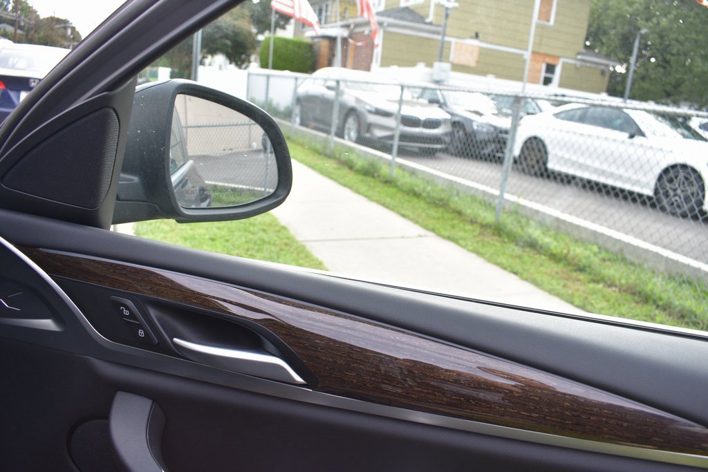 Used 2024 BMW X4 xDrive30i image 21