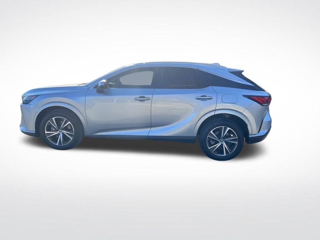 Used 2023 Lexus RX 350h w/ Cold Area Package AWD/4WD image 8