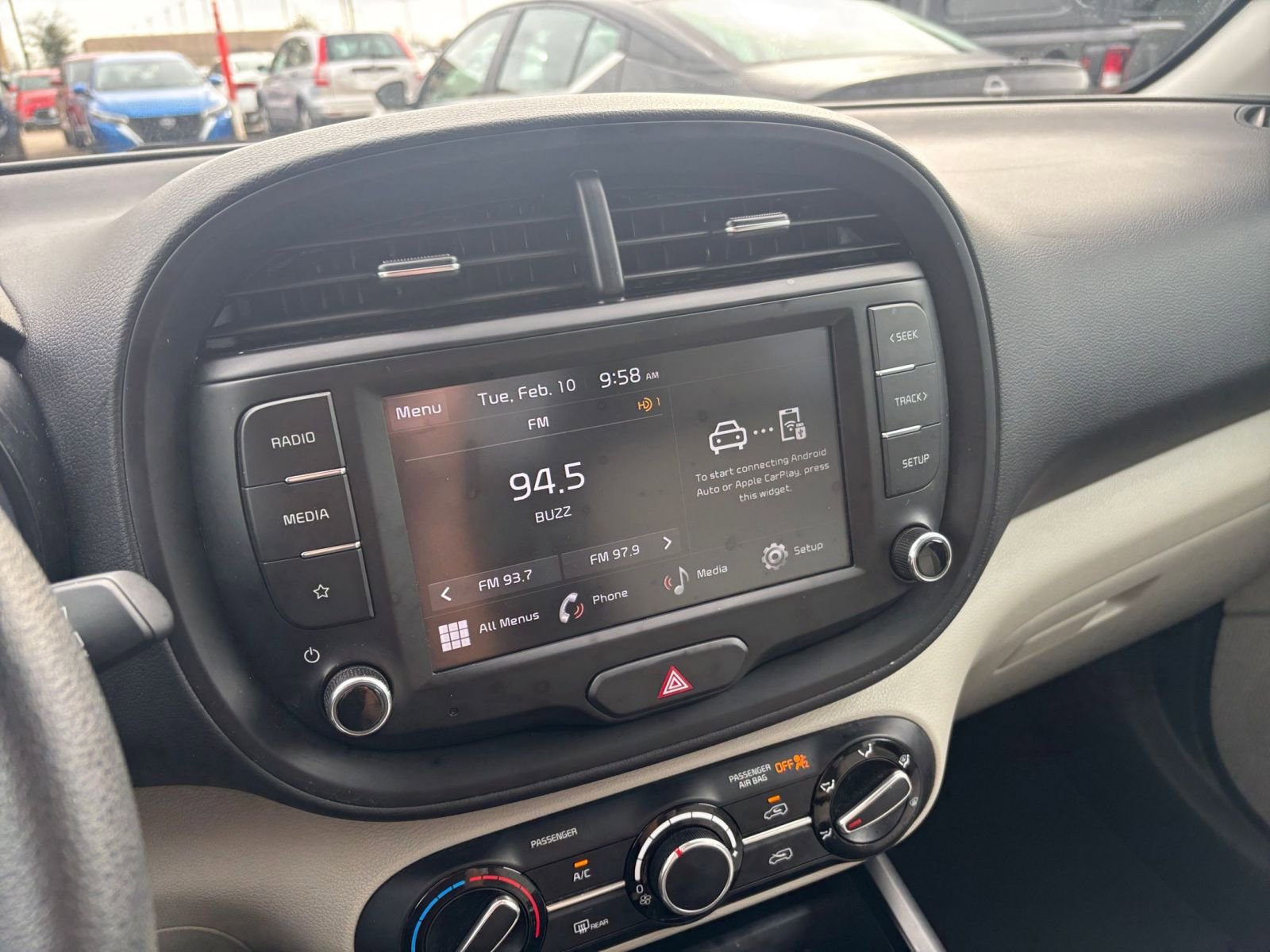 Used 2025 Kia Soul LX w/ LX Technology Package image 20