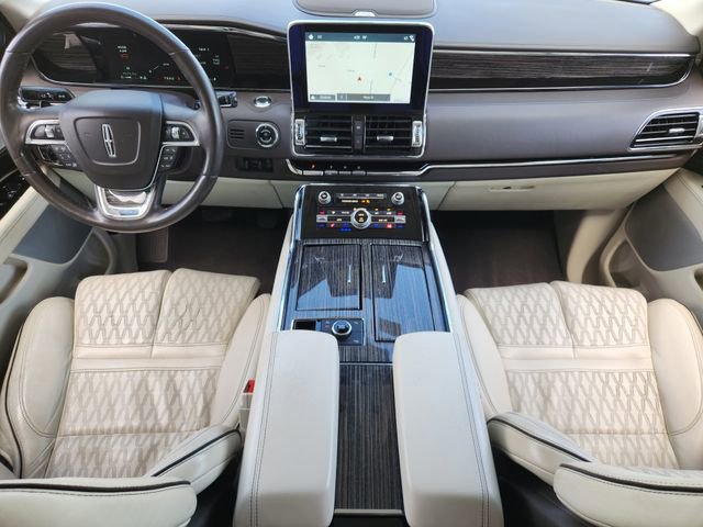 Used 2018 Lincoln Navigator Black Label w/ Cargo Package AWD/4WD image 19