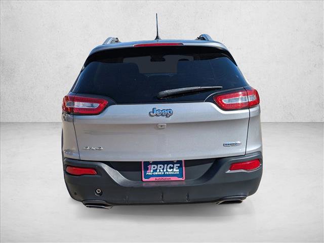 Used 2018 Jeep Cherokee Latitude image 6