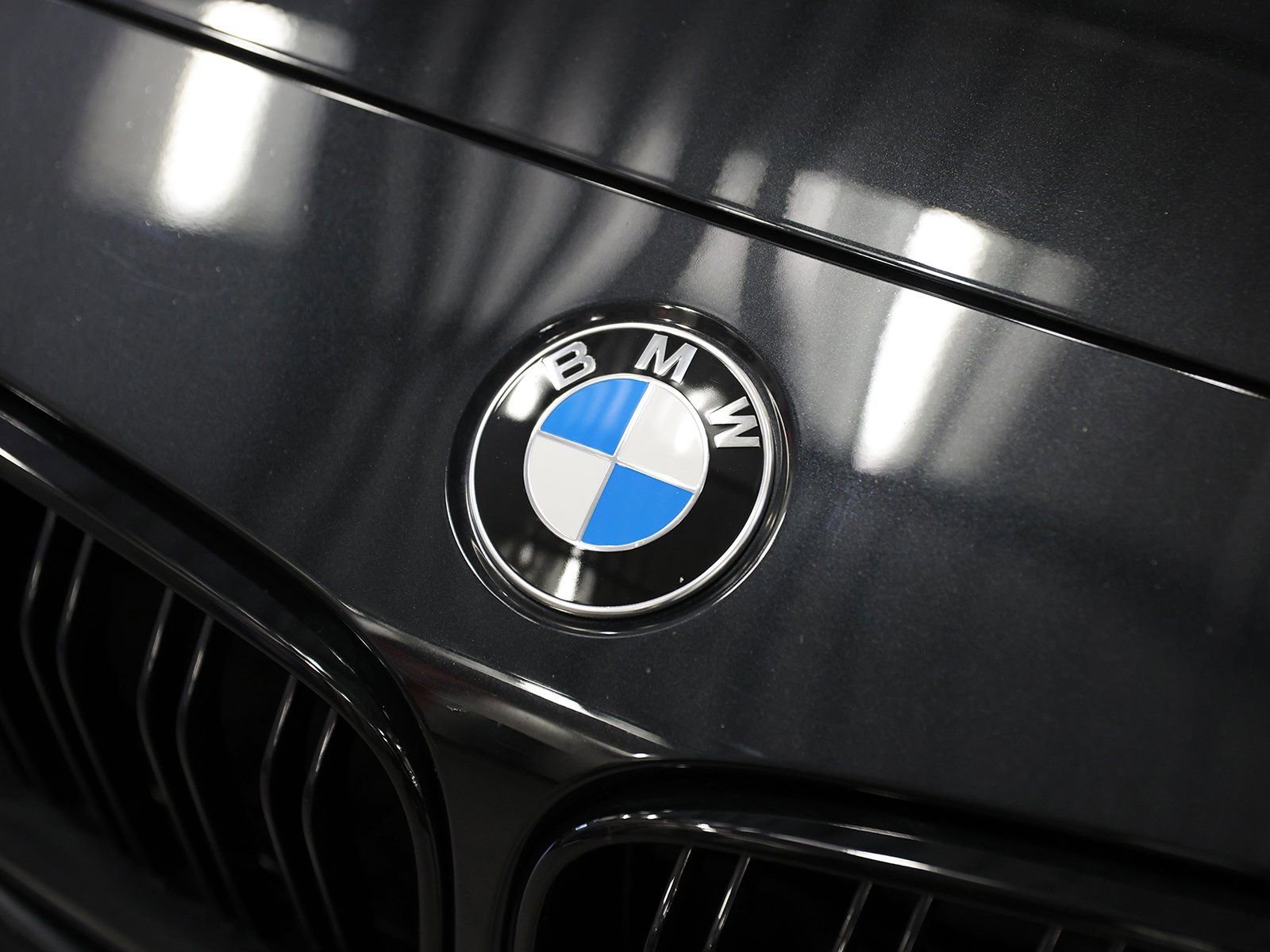 Used 2018 BMW M2 Base image 8