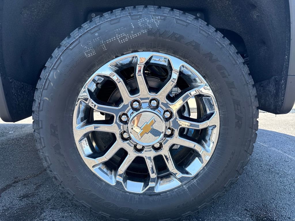 New 2026 Chevrolet Silverado 2500 LTZ w/ LTZ Convenience Package AWD/4WD image 28
