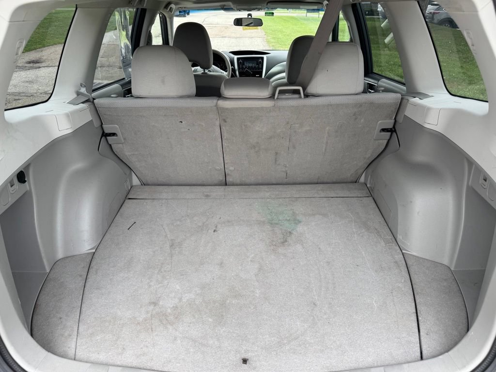 Used 2011 Subaru Forester 2.5X Premium w/ All-Weather Pkg AWD/4WD image 11