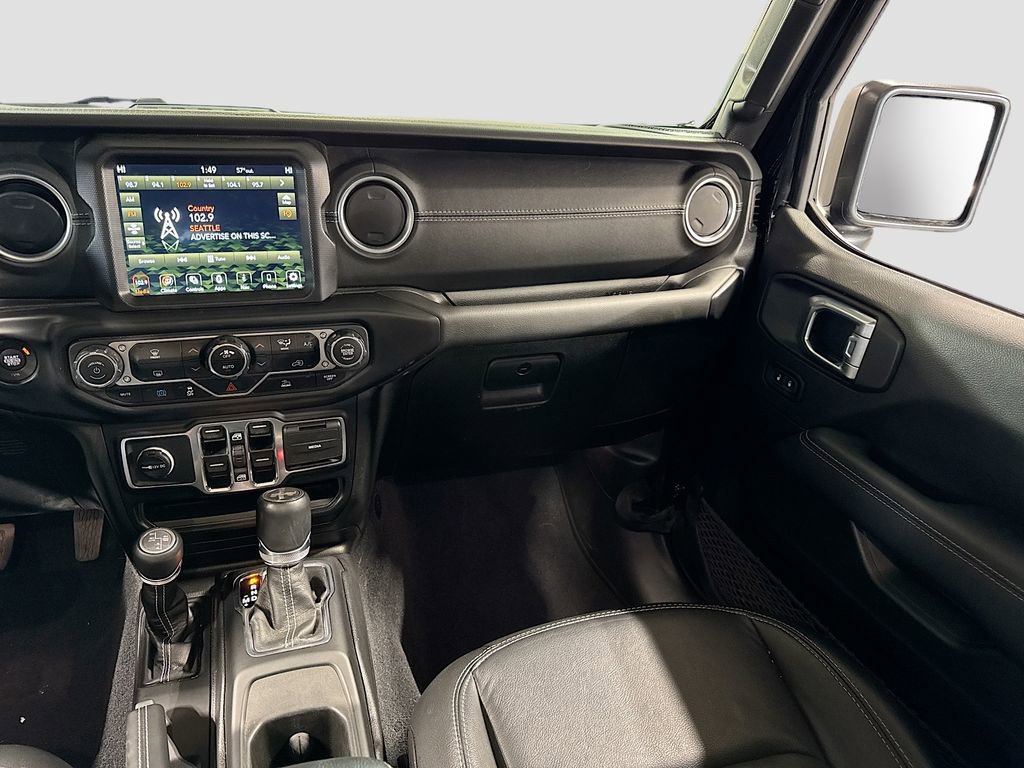 Used 2023 Jeep Wrangler Unlimited Sahara image 24