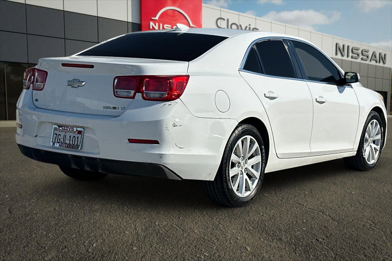 Used 2015 Chevrolet Malibu LT image 3
