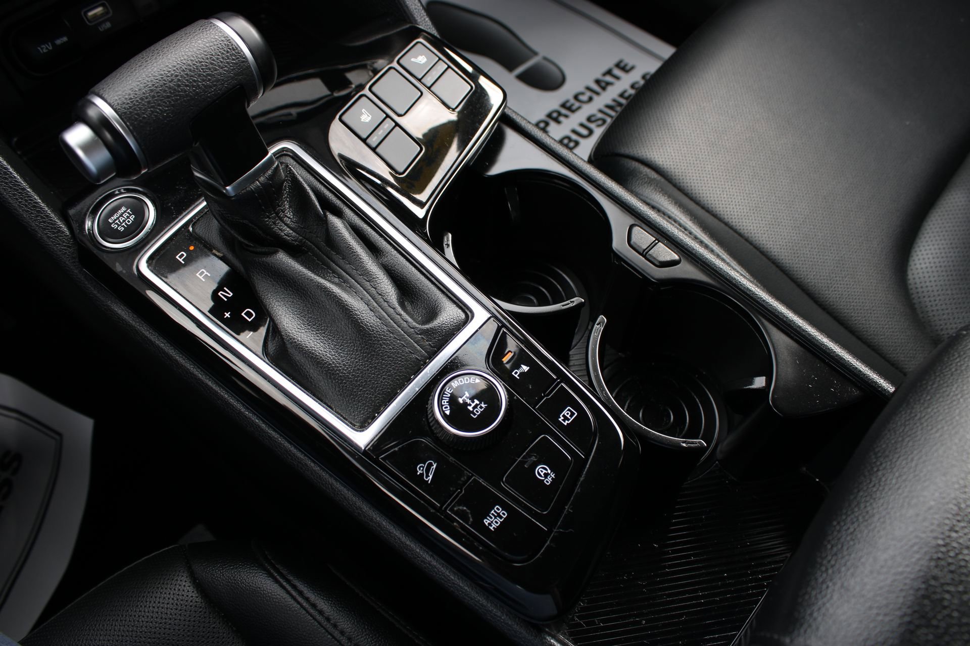 Used 2025 Kia Sportage EX w/ Premium Package image 40