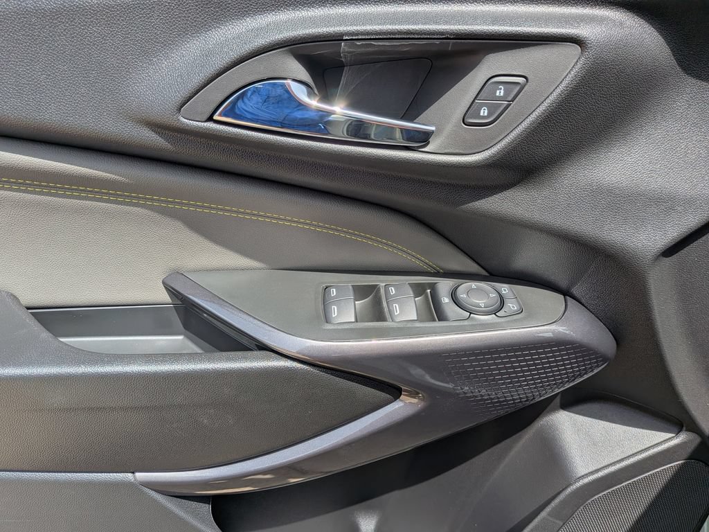 New 2026 Chevrolet Trax ACTIV w/ Driver Confidence Package FWD image 11