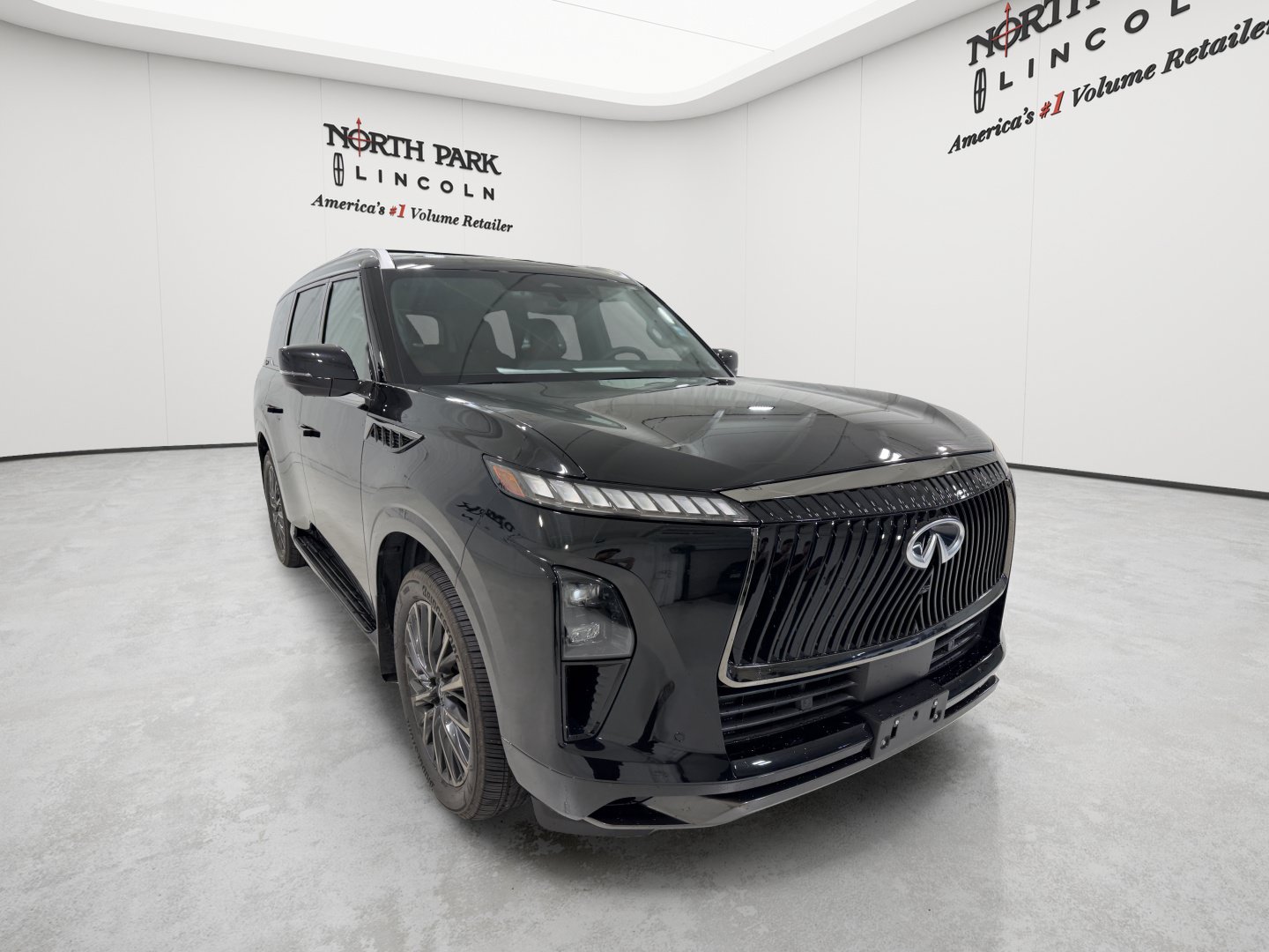 Used 2026 INFINITI QX80 Autograph AWD/4WD image 8