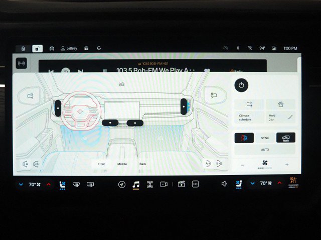 Used 2024 Rivian R1S Adventure AWD/4WD image 52