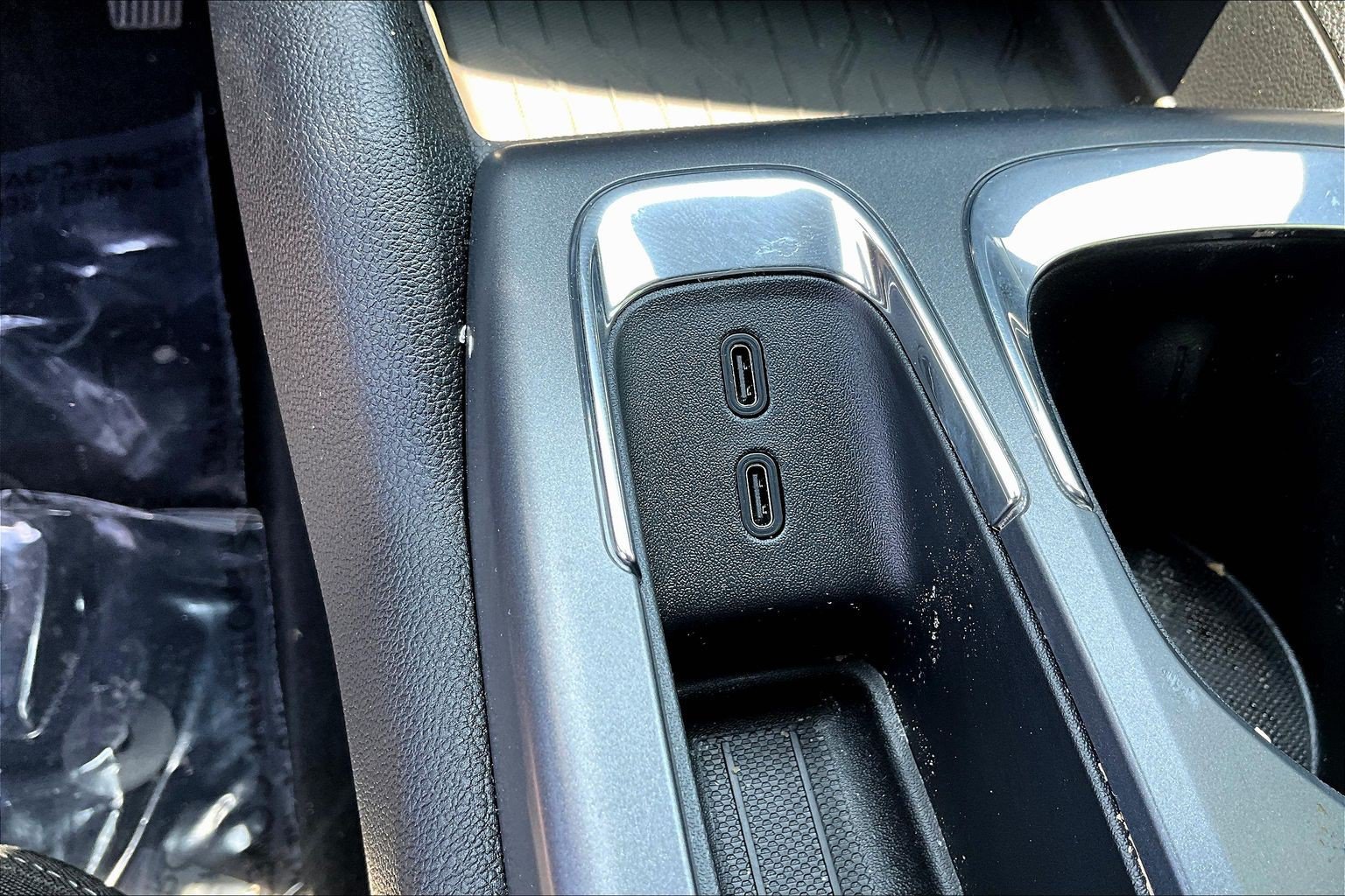 Used 2026 Chevrolet Equinox EV LT FWD image 13