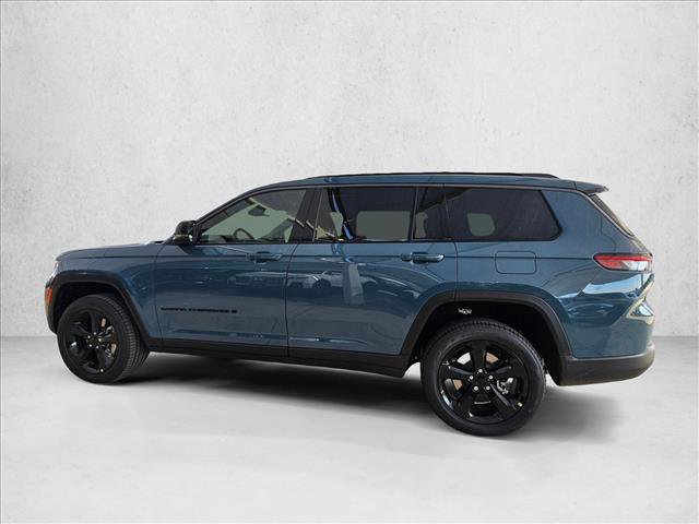 New 2026 Jeep Grand Cherokee L Limited w/ Limited Altitude Package AWD/4WD image 5