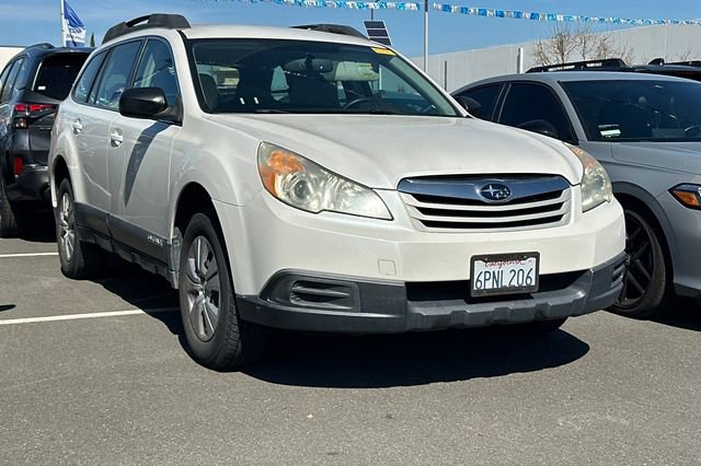 Used 2011 Subaru Outback 2.5i image 2