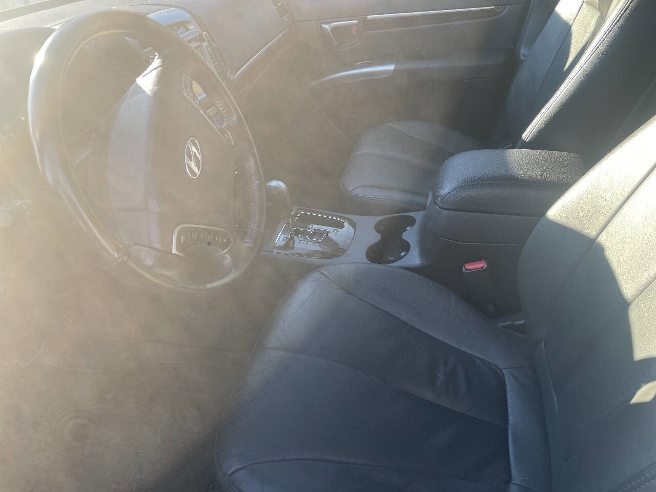 Used 2010 Hyundai Santa Fe Limited w/ Navigation Pkg 4 image 4