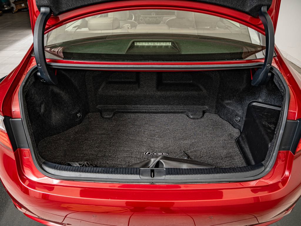 Used 2014 Lexus ES 300h w/ Luxury Package w/Bamboo Trim image 35