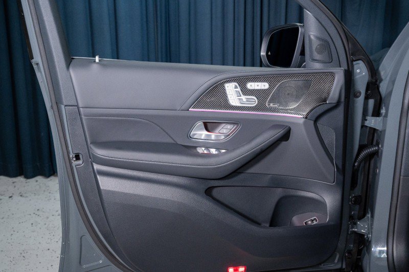 New 2026 Mercedes-Benz GLS 63 AMG 4MATIC image 13