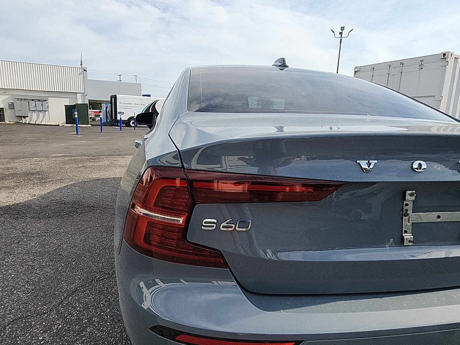 Used 2022 Volvo S60 B5 Momentum w/ Premium Package AWD/4WD image 10
