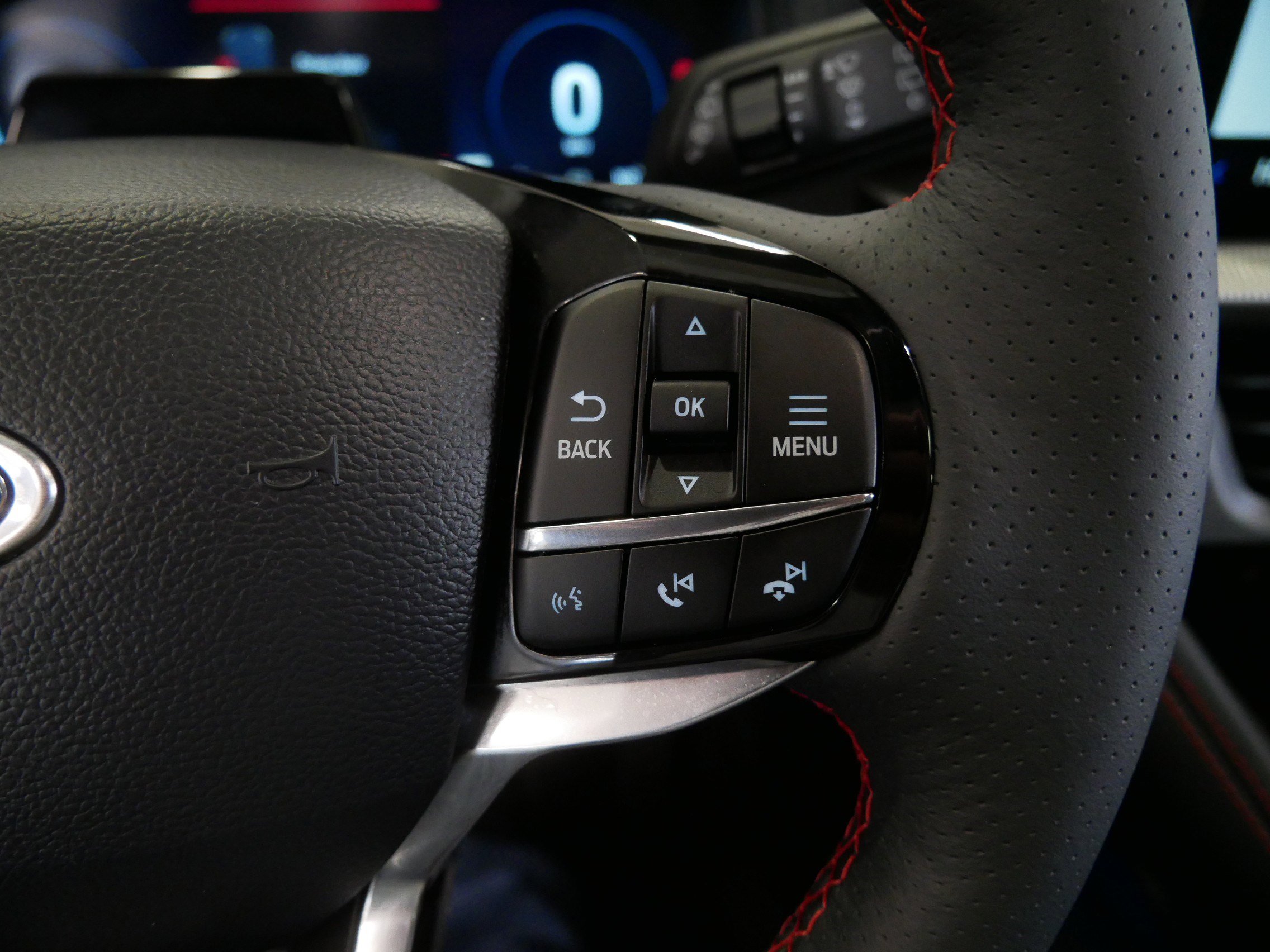 Used 2026 Ford Explorer ST-Line w/ ST-Line Street Pack image 29