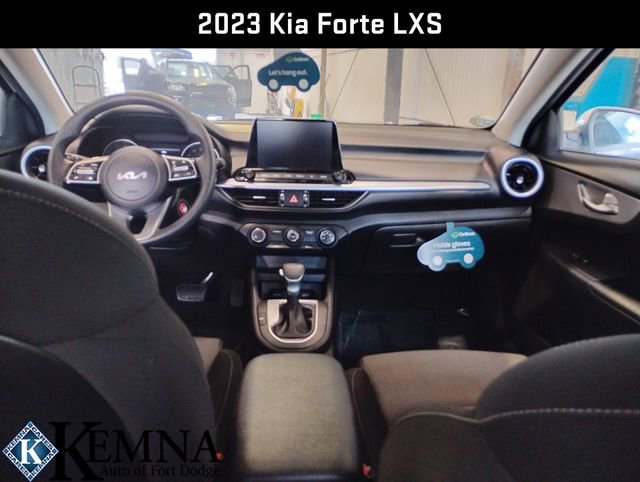 Used 2023 Kia Forte LXS image 18