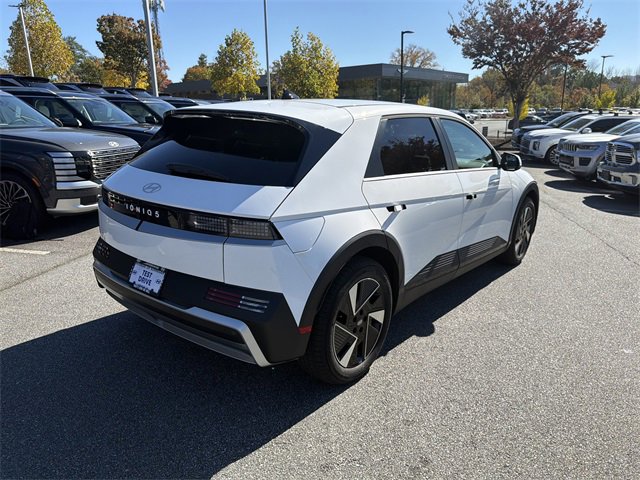 New 2026 Hyundai Ioniq 5 SEL image 7